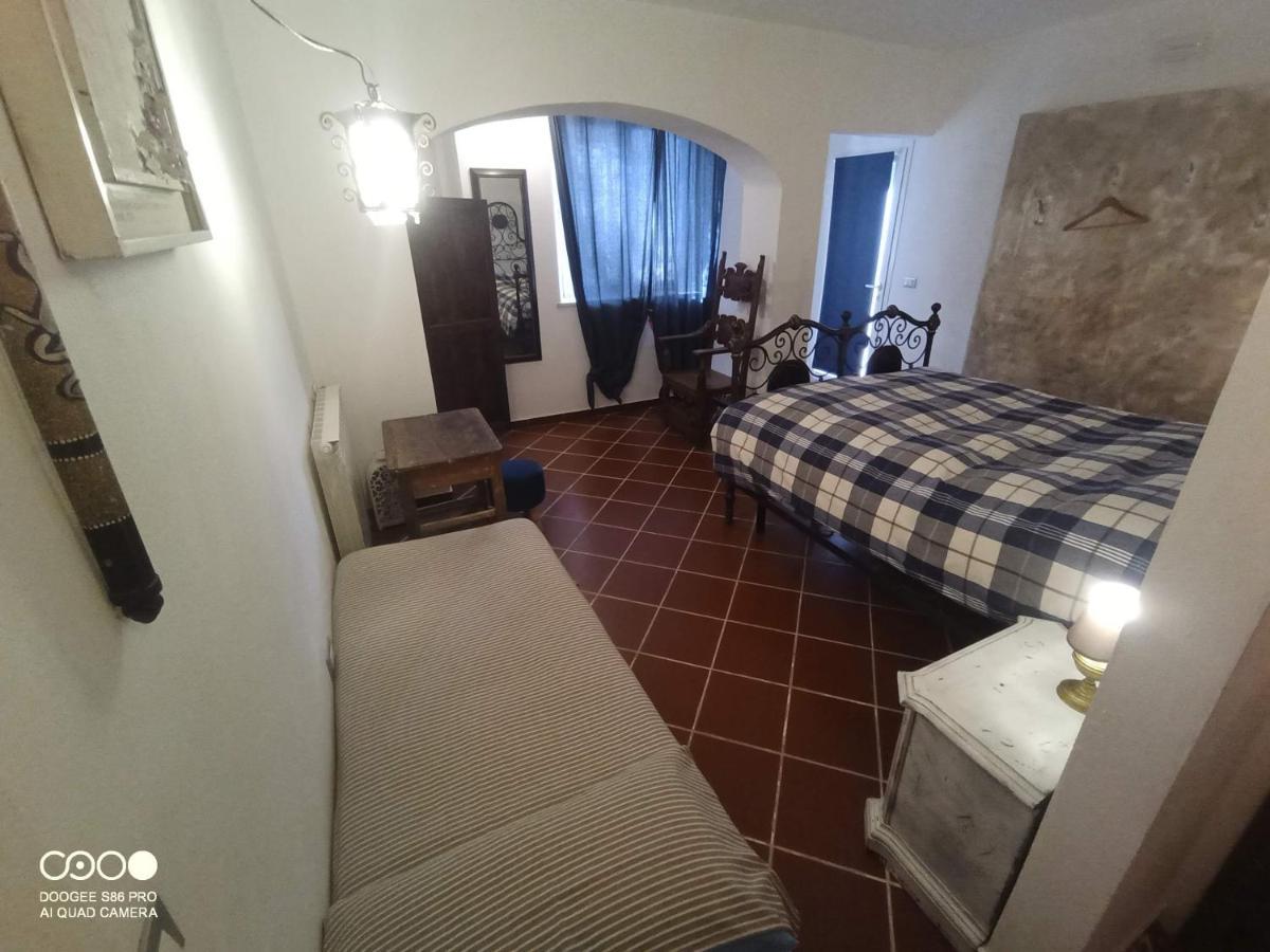 B&B Sopra Il Borgo Finale Ligure Exterior foto