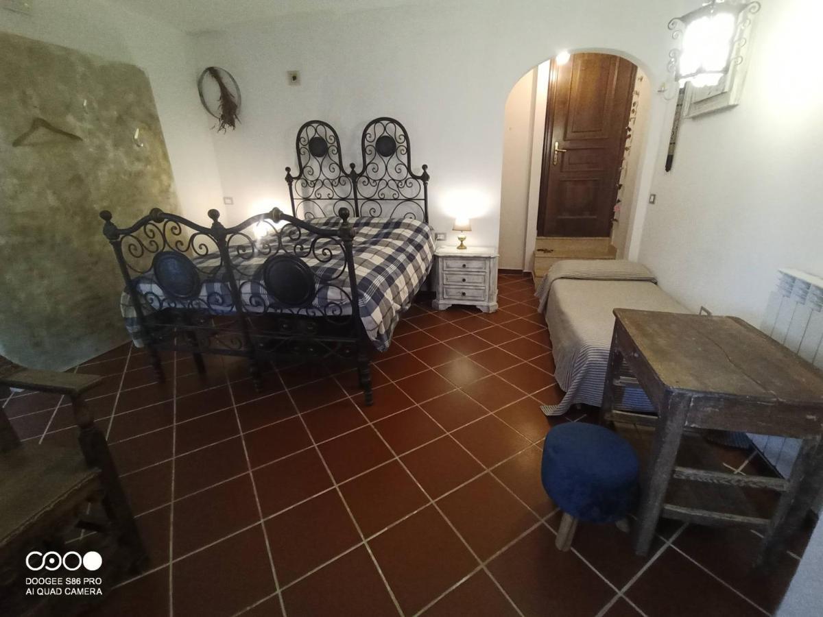 B&B Sopra Il Borgo Finale Ligure Exterior foto